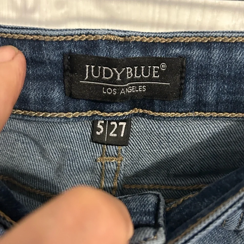 Judy Blue | Distressed Boyfriend Jeans in Blue | Size 5/27